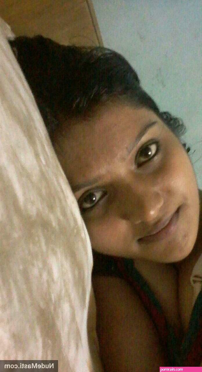 kerala girls boobs nude