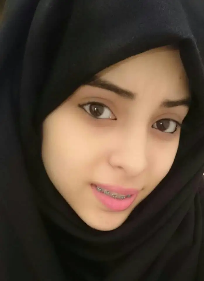 hajabi bra nippls photos