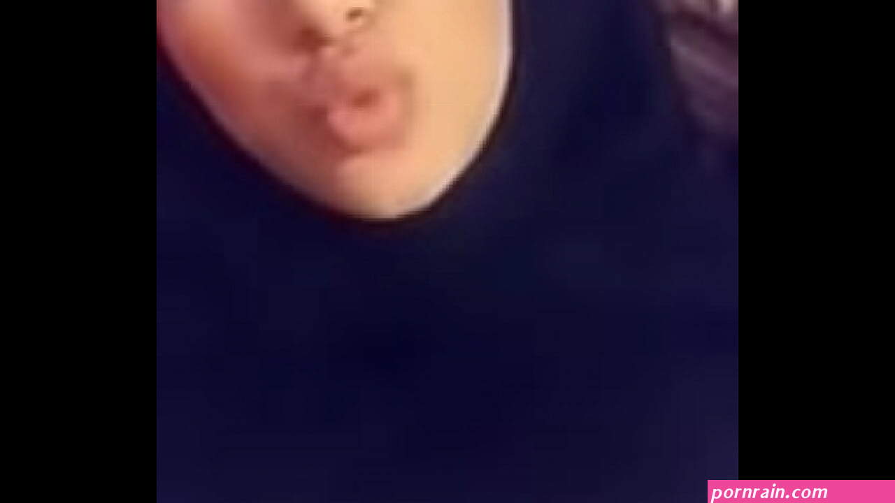 hijabi tits porn