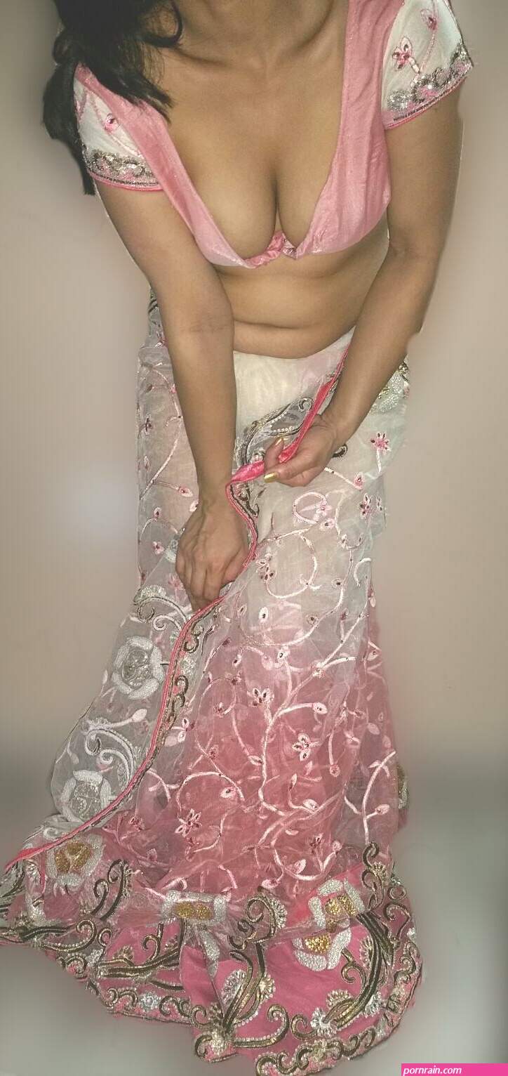 beauty aunty hot naked