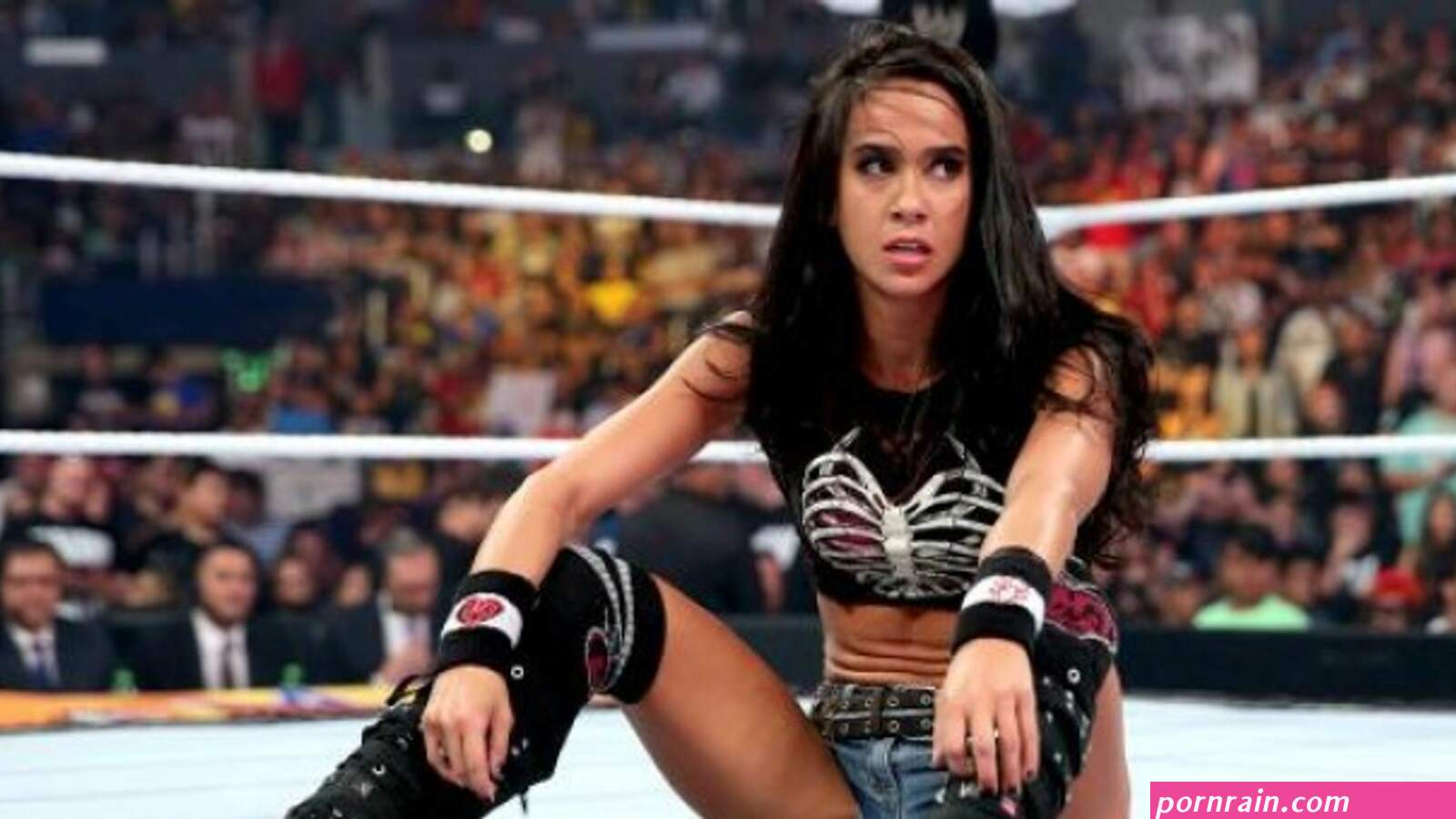 sex kiss aj lee