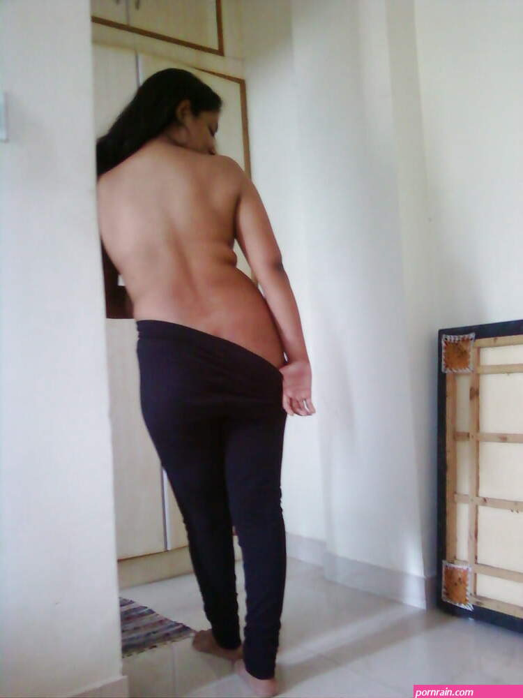 indian desi girlfriends nude leggings