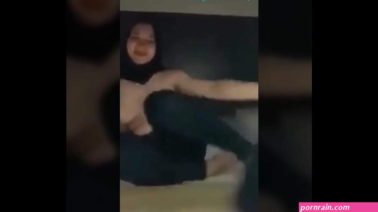 ngentot abg jilbab