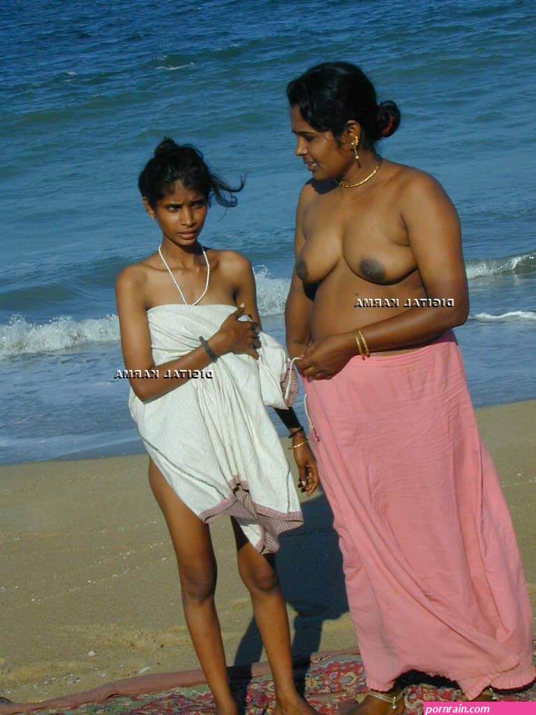 desi mature aunty moti gaand