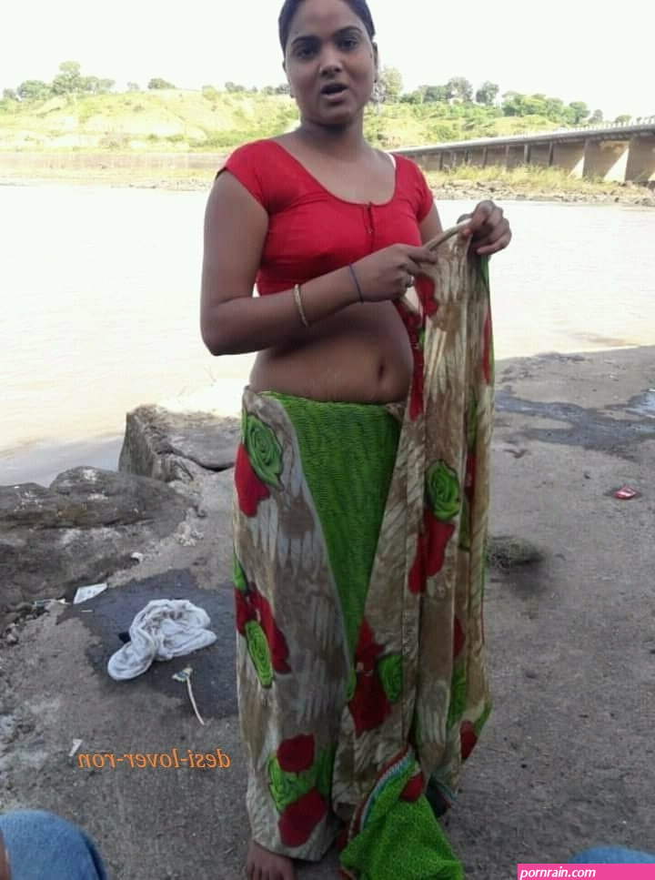 www.desi boudi nacked photos.com