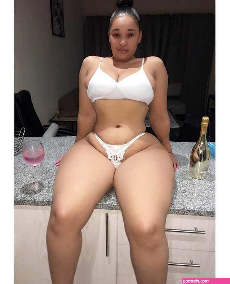 curvy nude african girls