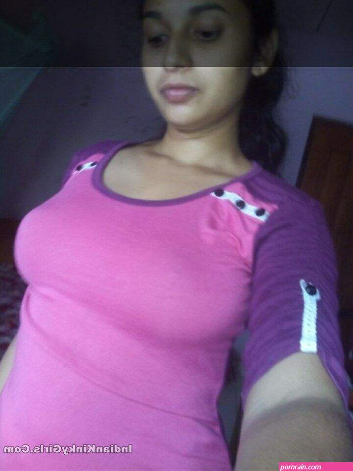 desi brahmin aunty buttock pic