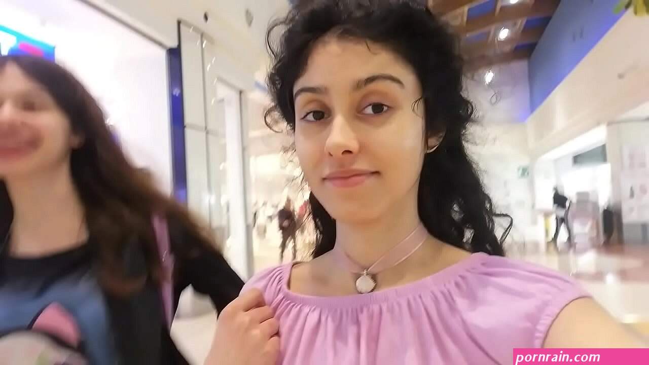 public cum facial walk