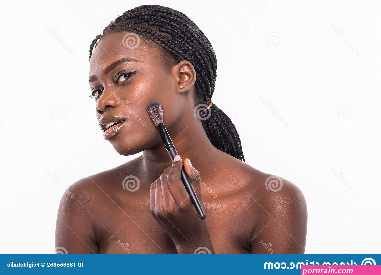beatiful naked uganda women photos