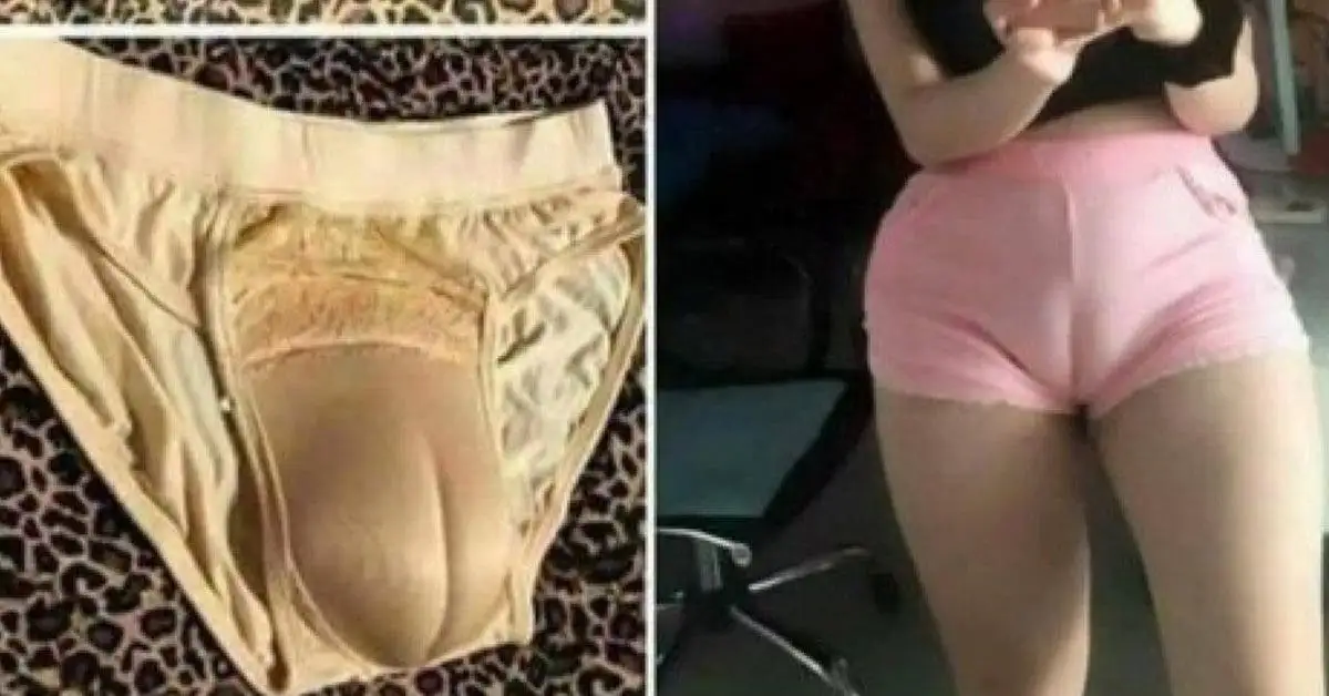 une fille montre son caleçon vagin