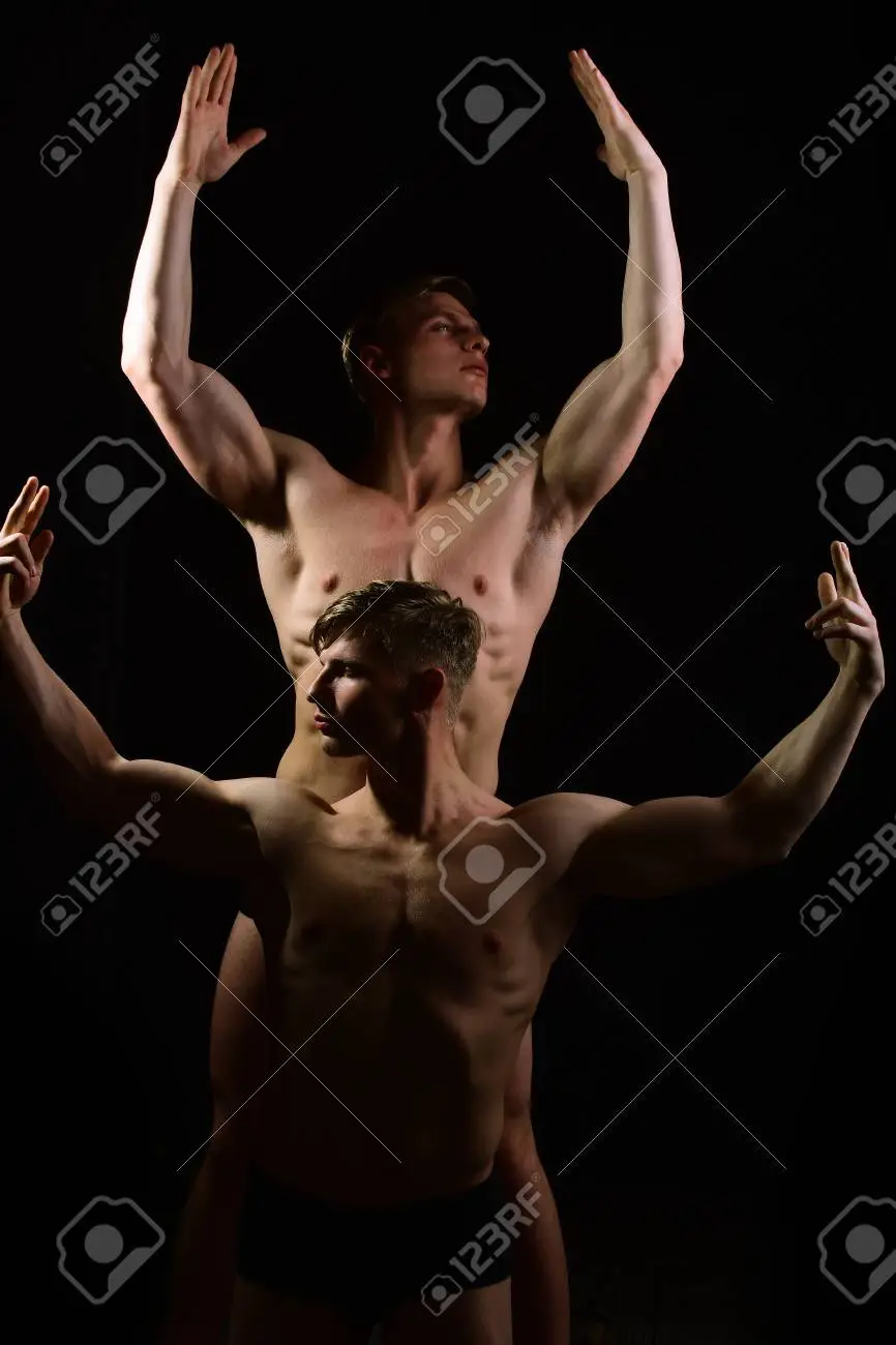 www fotos hot de hobres morenos con musculos desnudos com