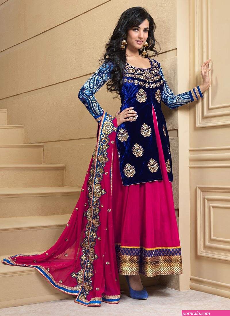 churidar under thigh fb