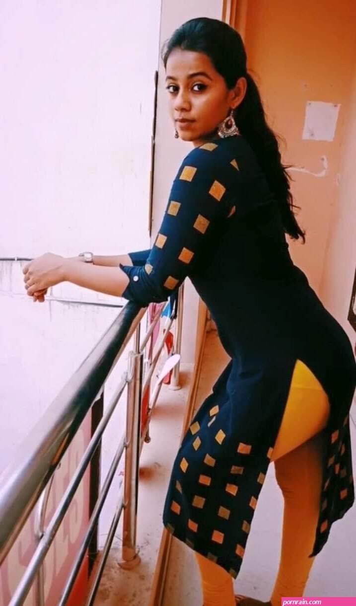 churidar under thigh fb