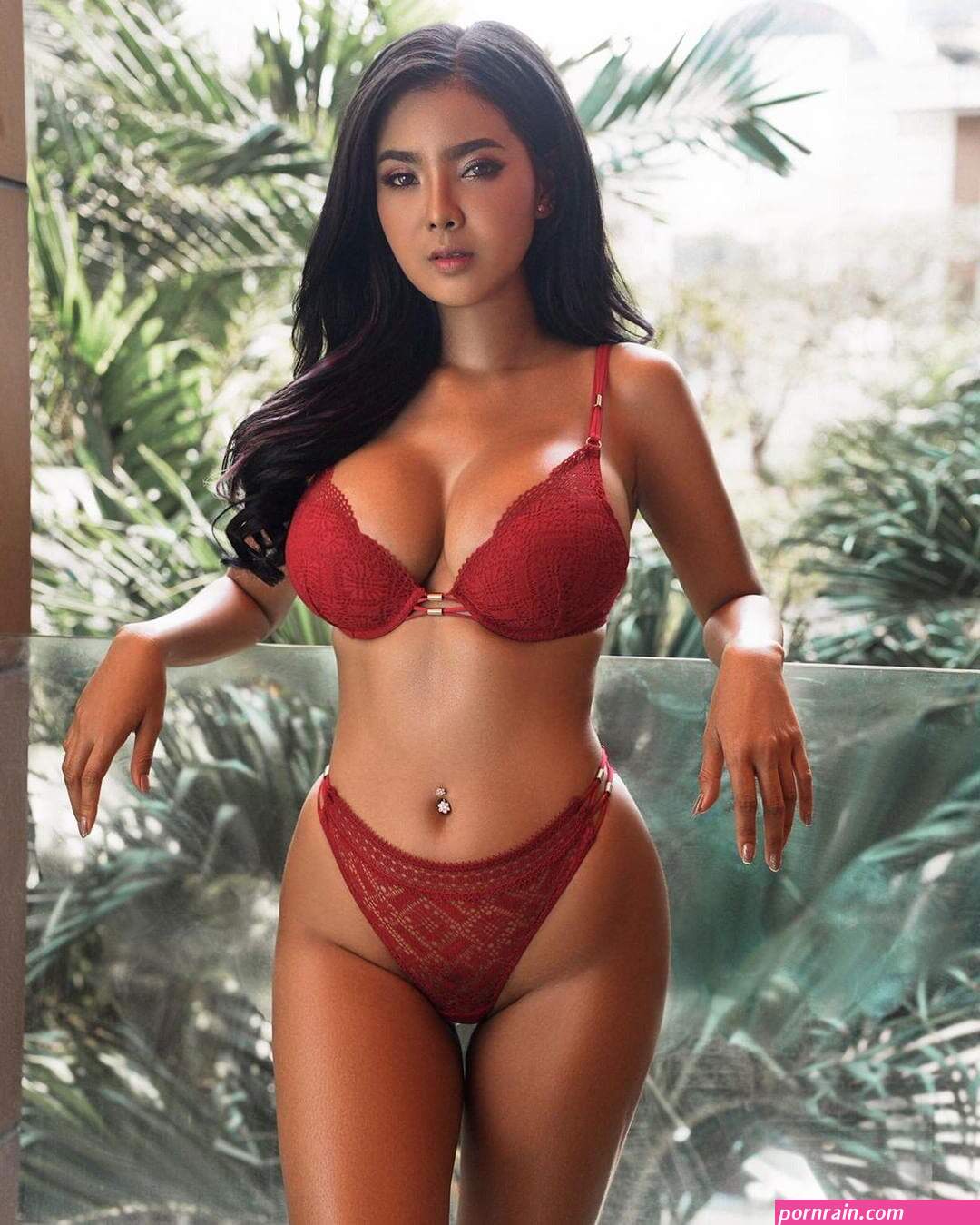 yanisa noey nude