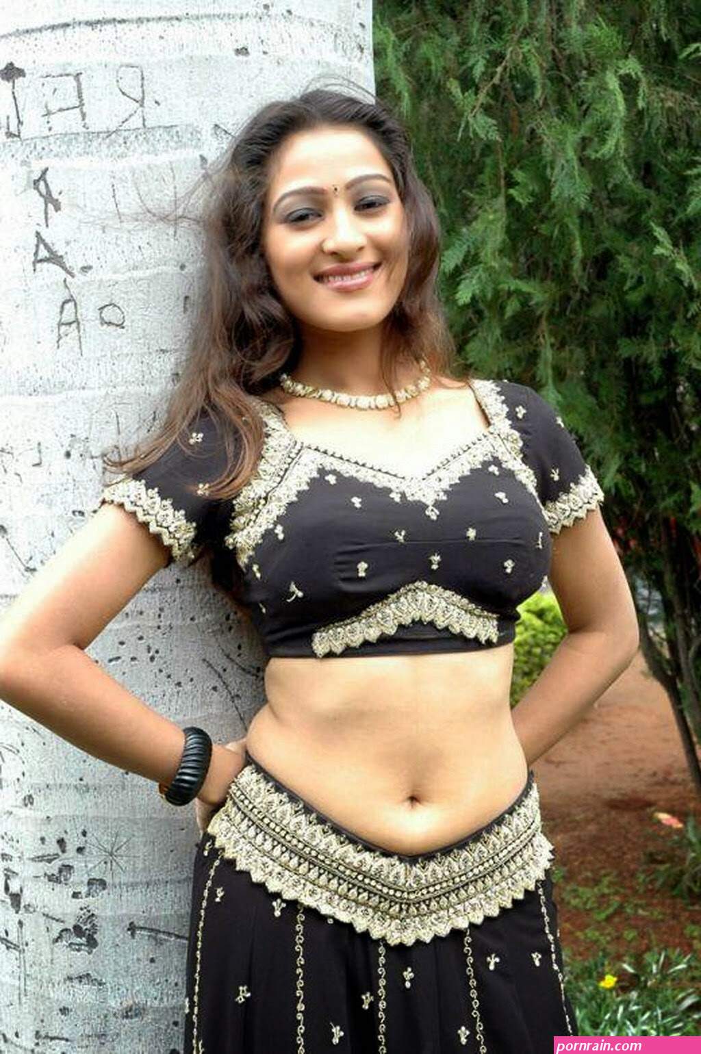 telugu aunty huge boobs galleries