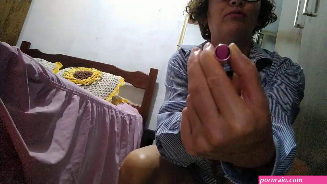 maria oficial nude