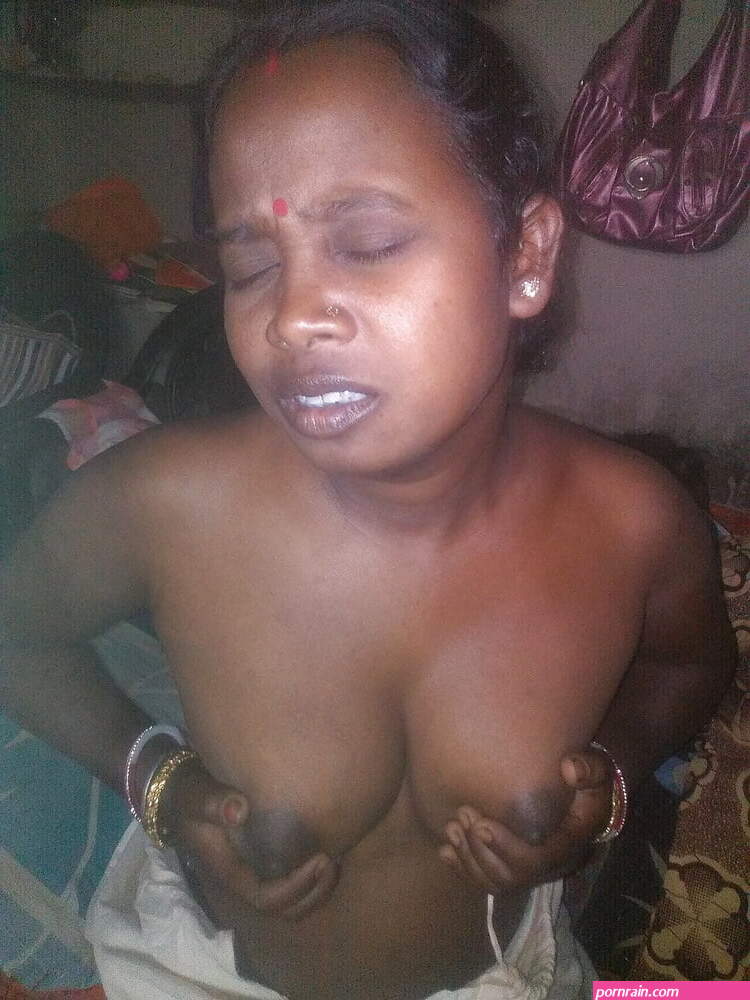 desi nangi kamwali