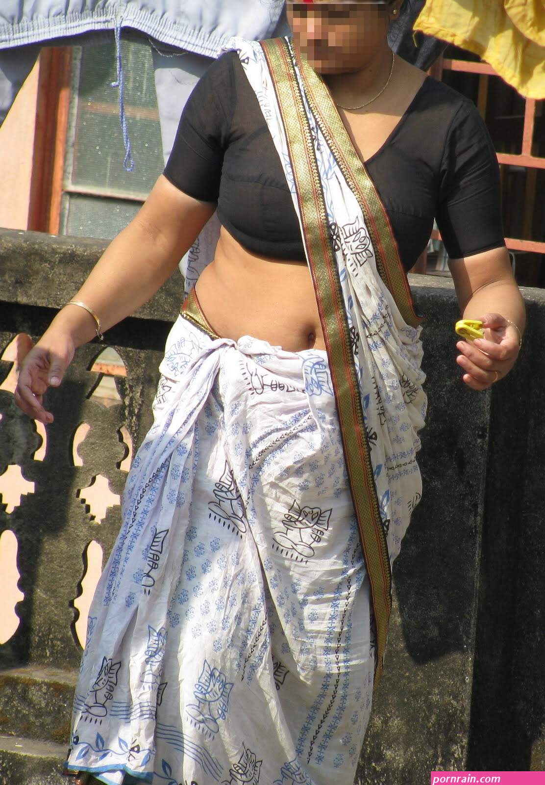 desi nangi kamwali
