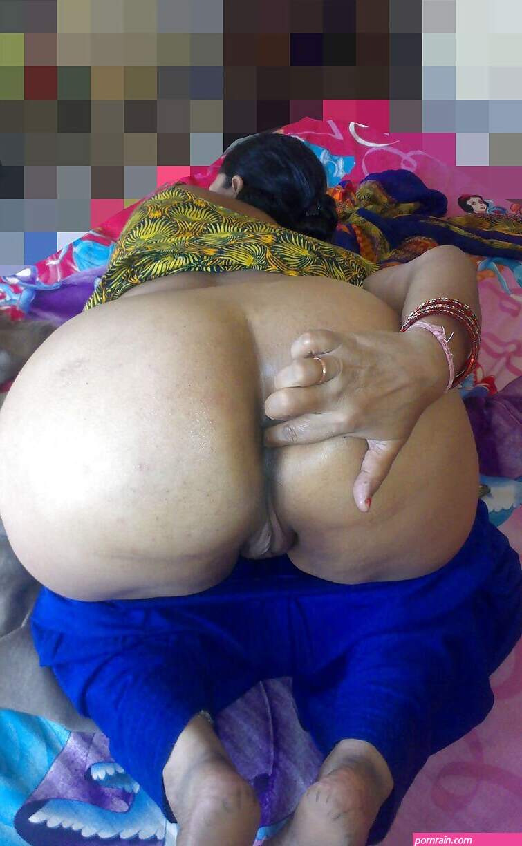 dasi nude gand gallary