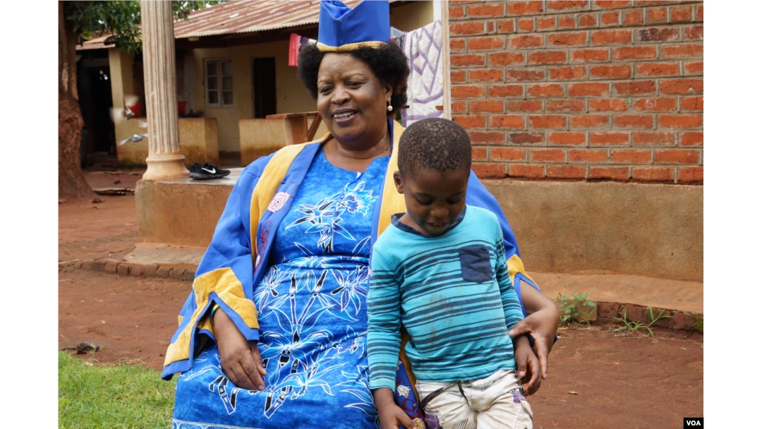 malawi mom nude photos