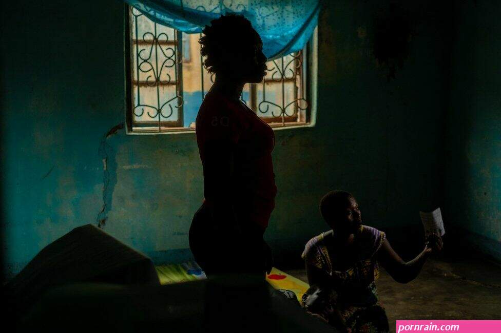 malawi mom nude photos