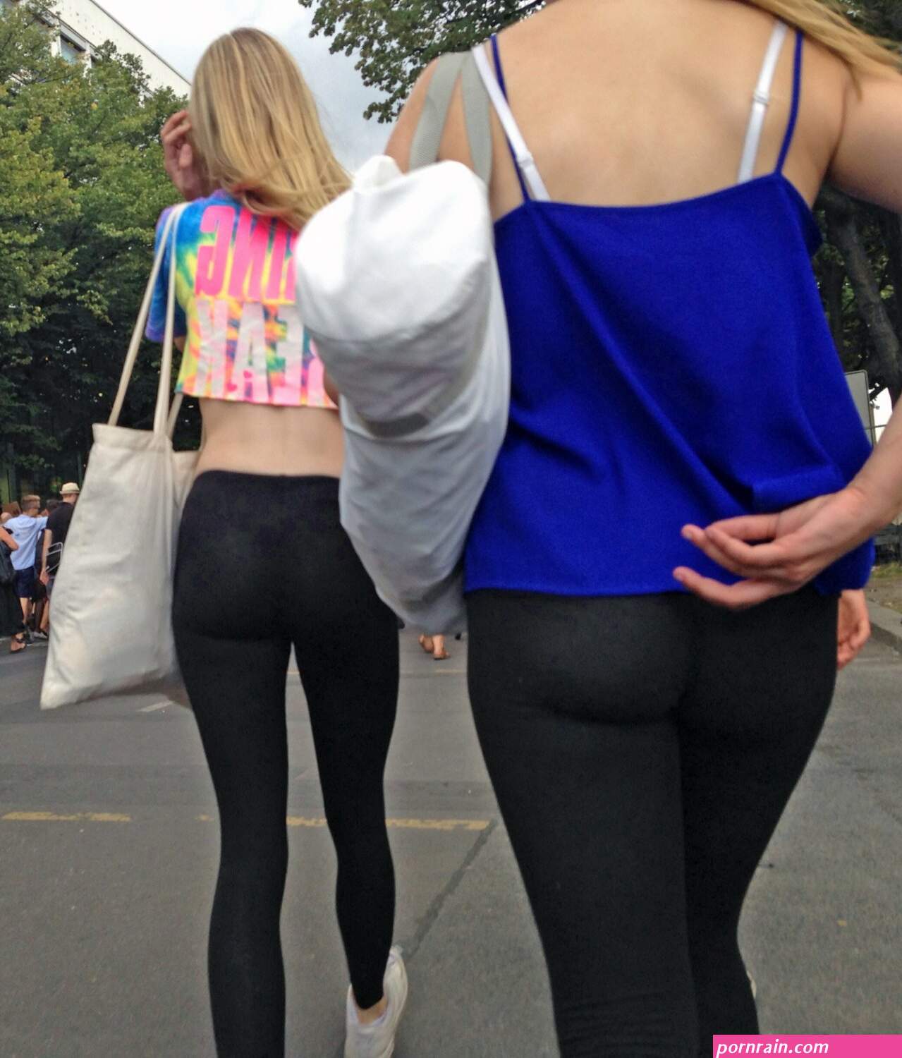 british camel-toe teen chav pics