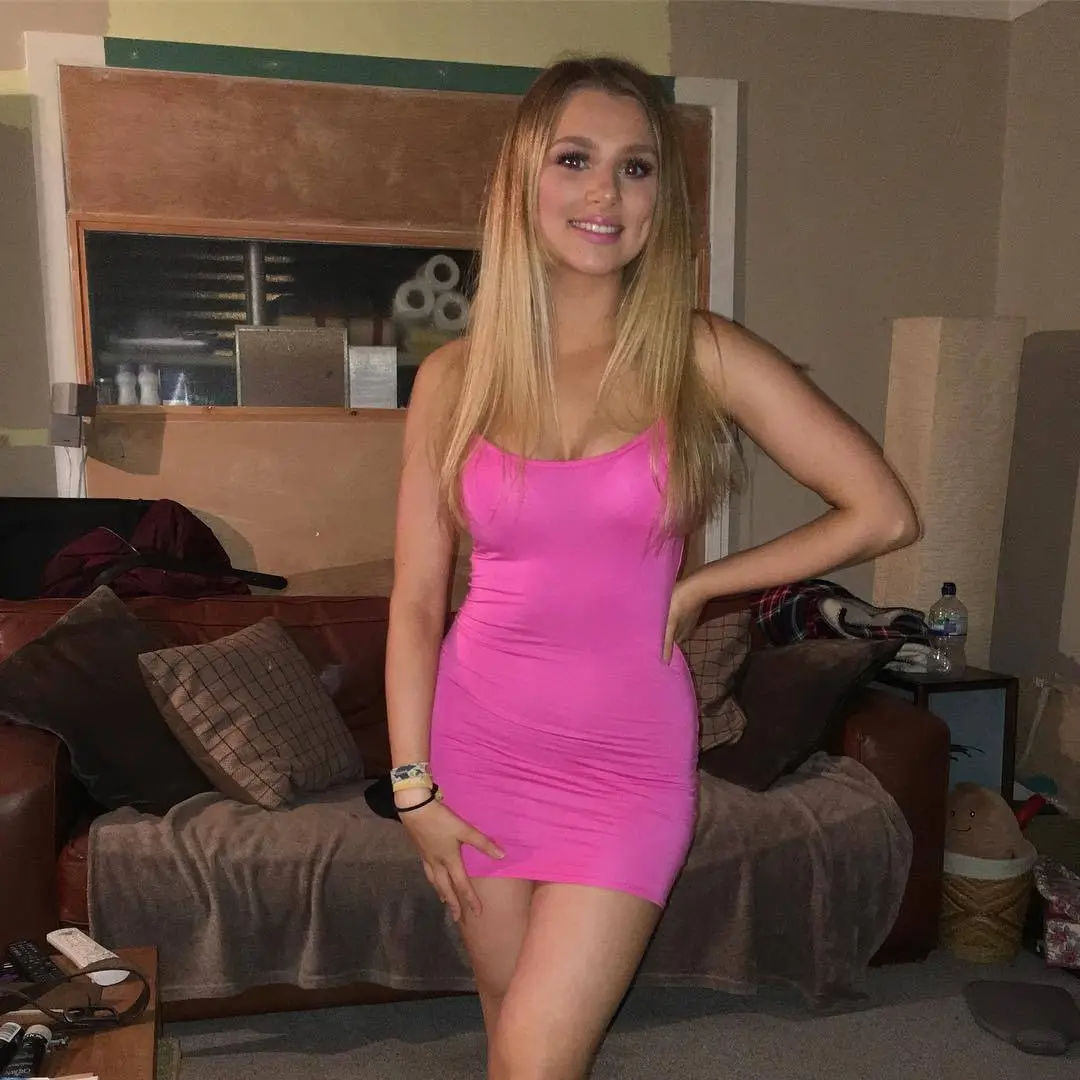 british camel-toe teen chav pics