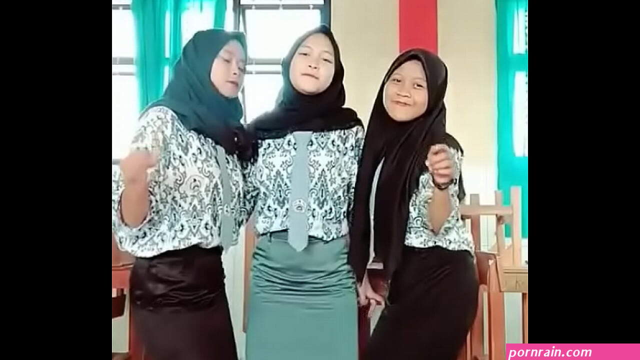 stw berjilbab toge bugil