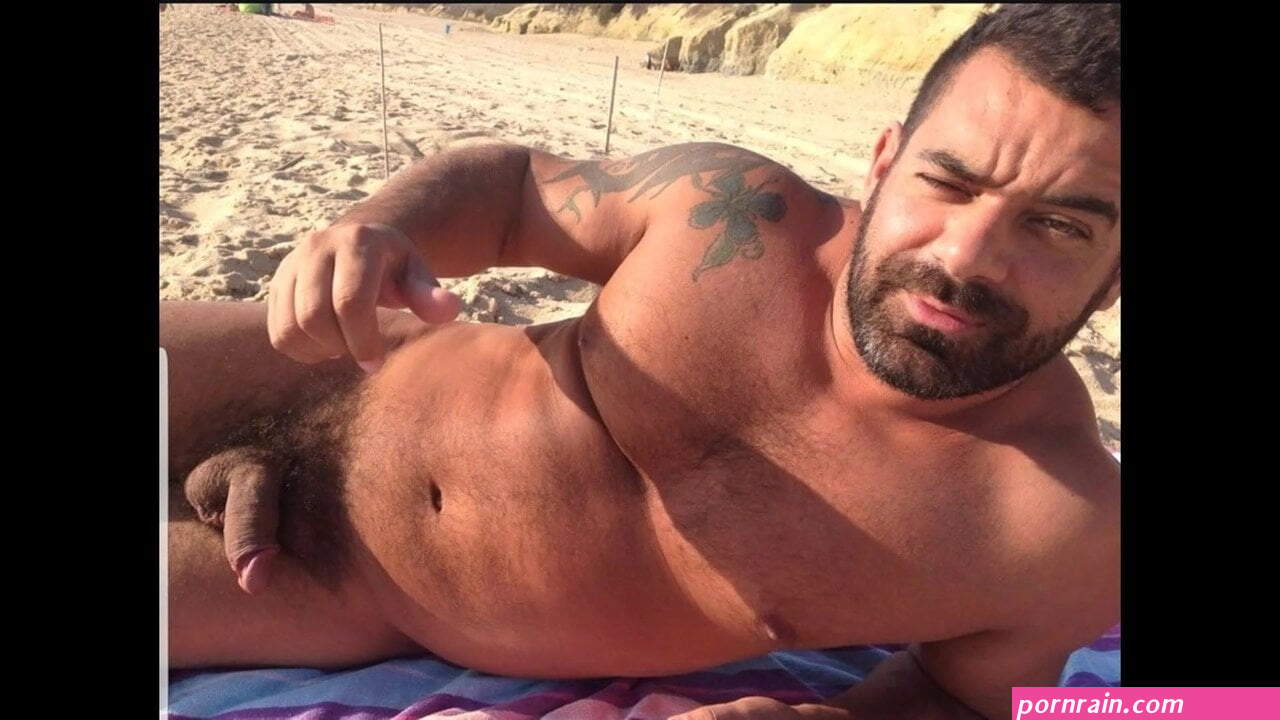 nude hairy hunks