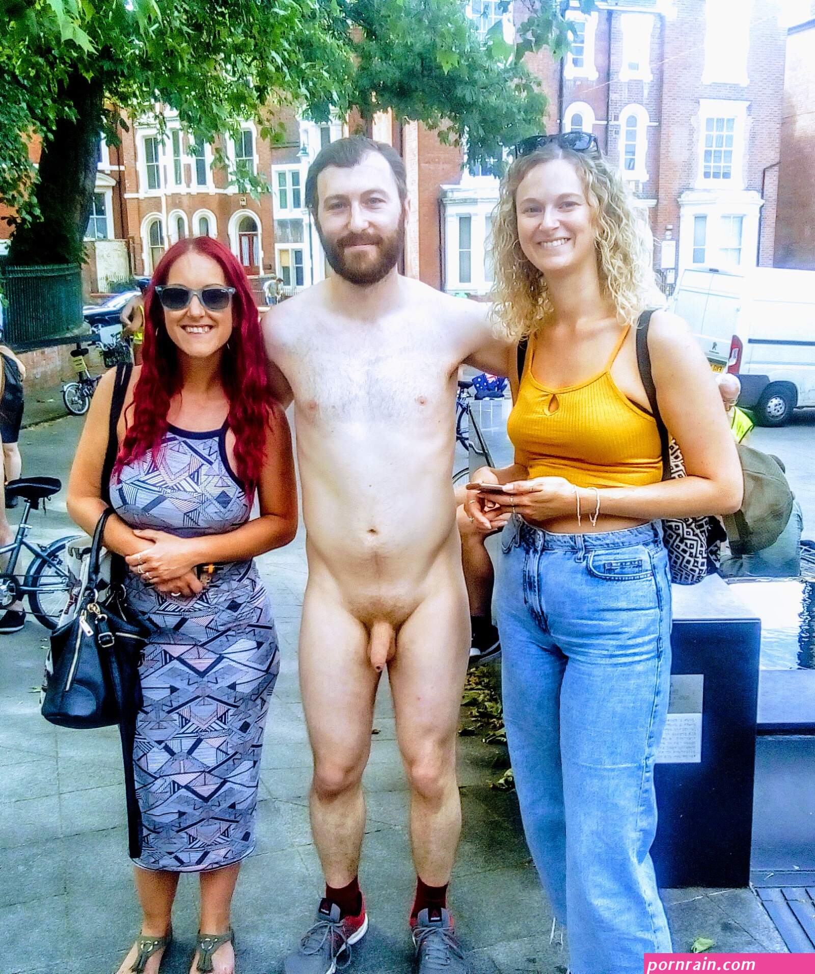 nude cfnm