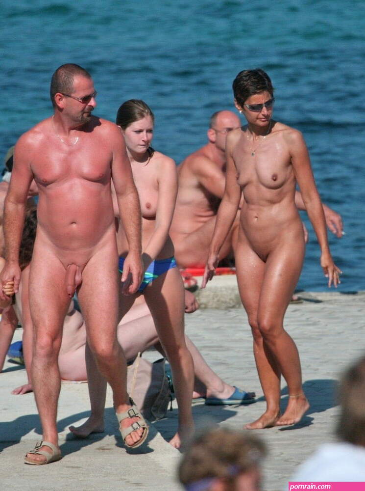 nude cfnm