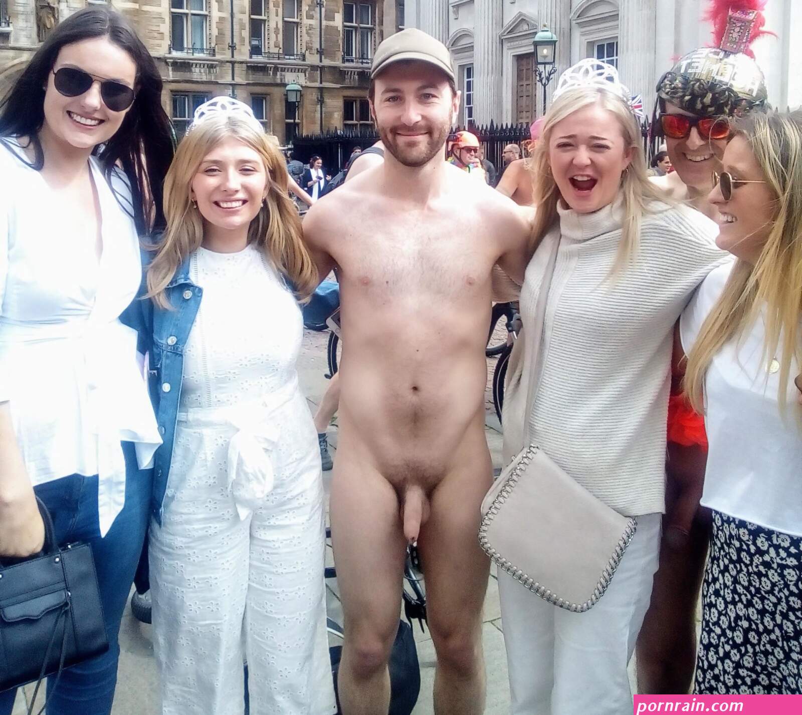 nude cfnm