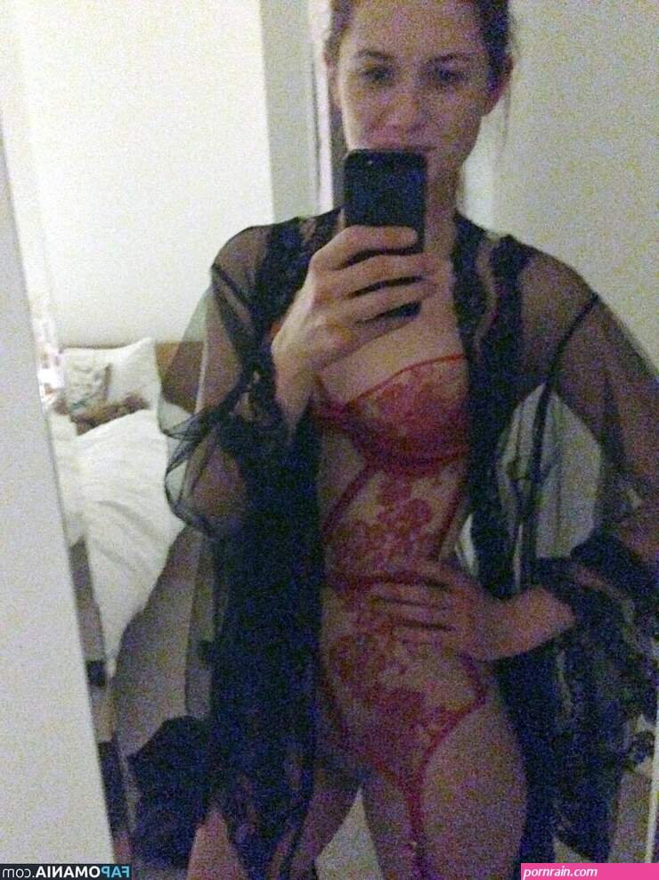 bonnie wright naked pics