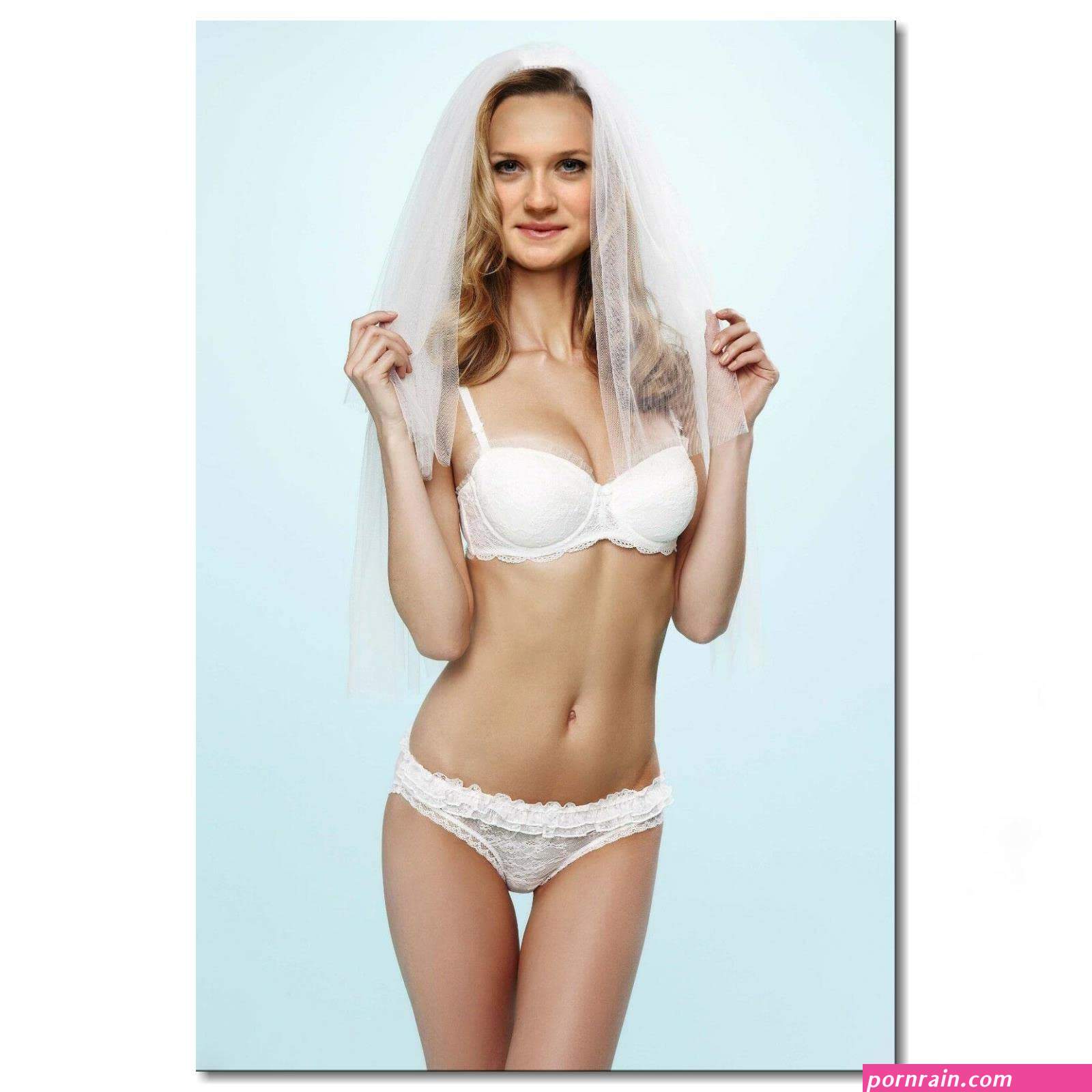 bonnie wright naked pics