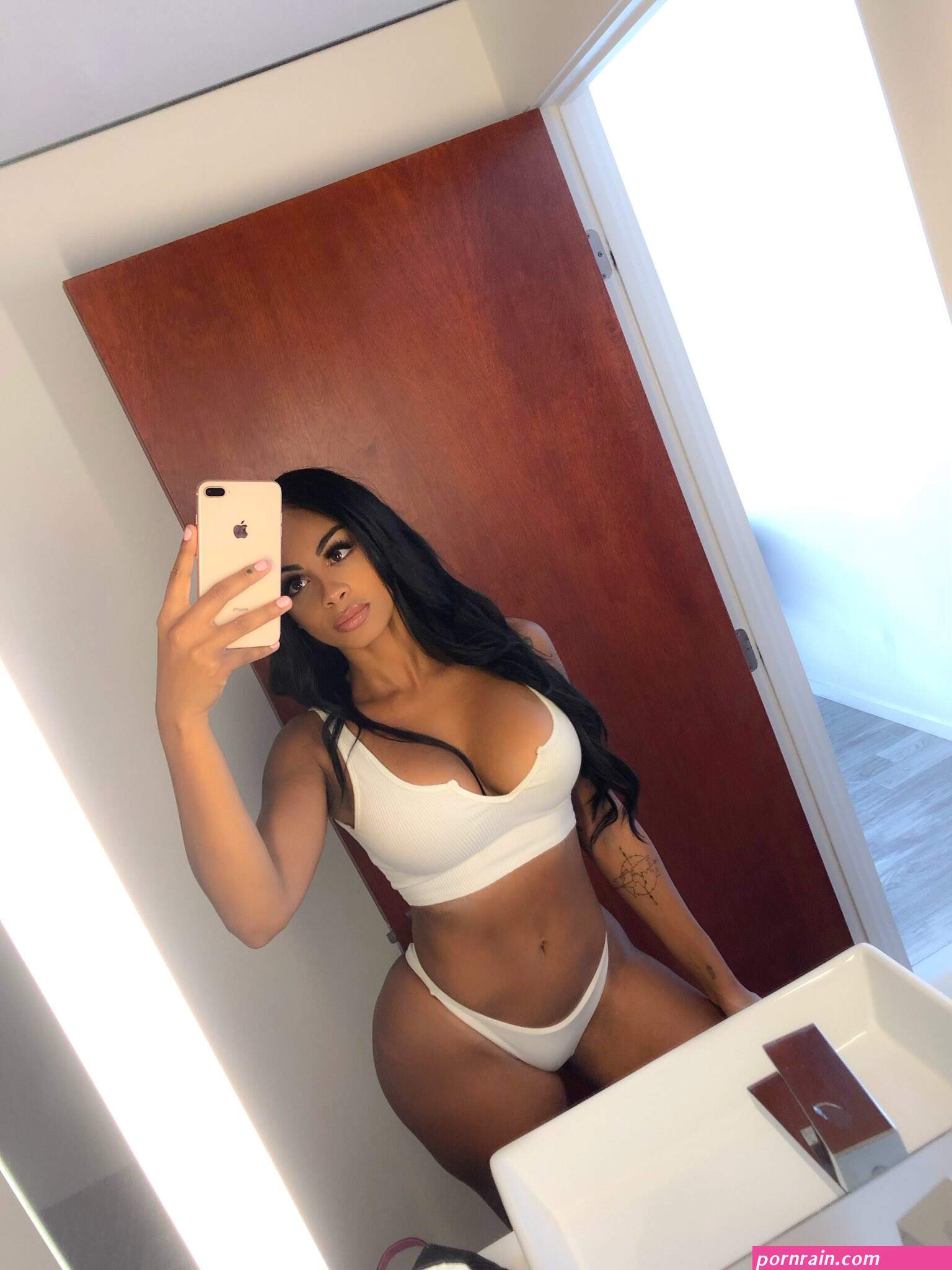 analicia chaves sexy