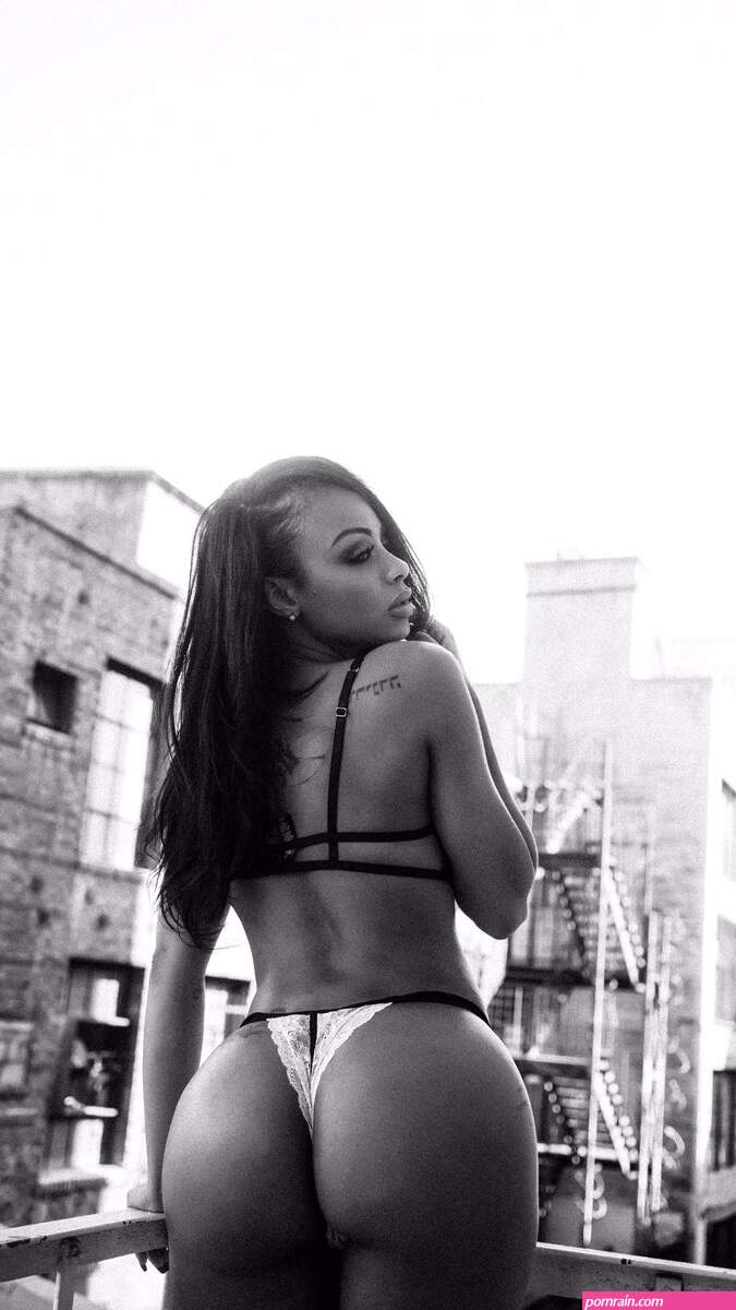 analicia chaves sexy