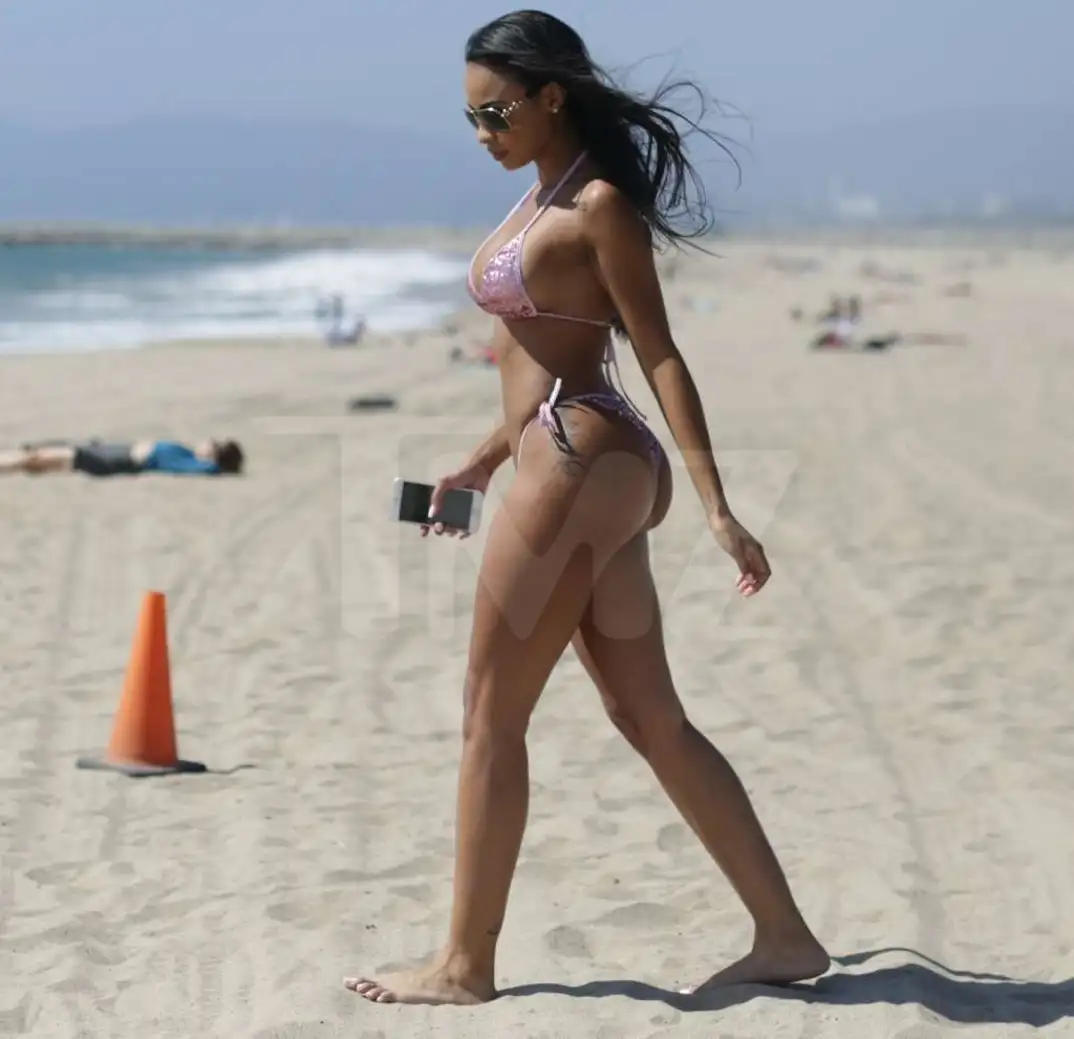 analicia chaves sexy