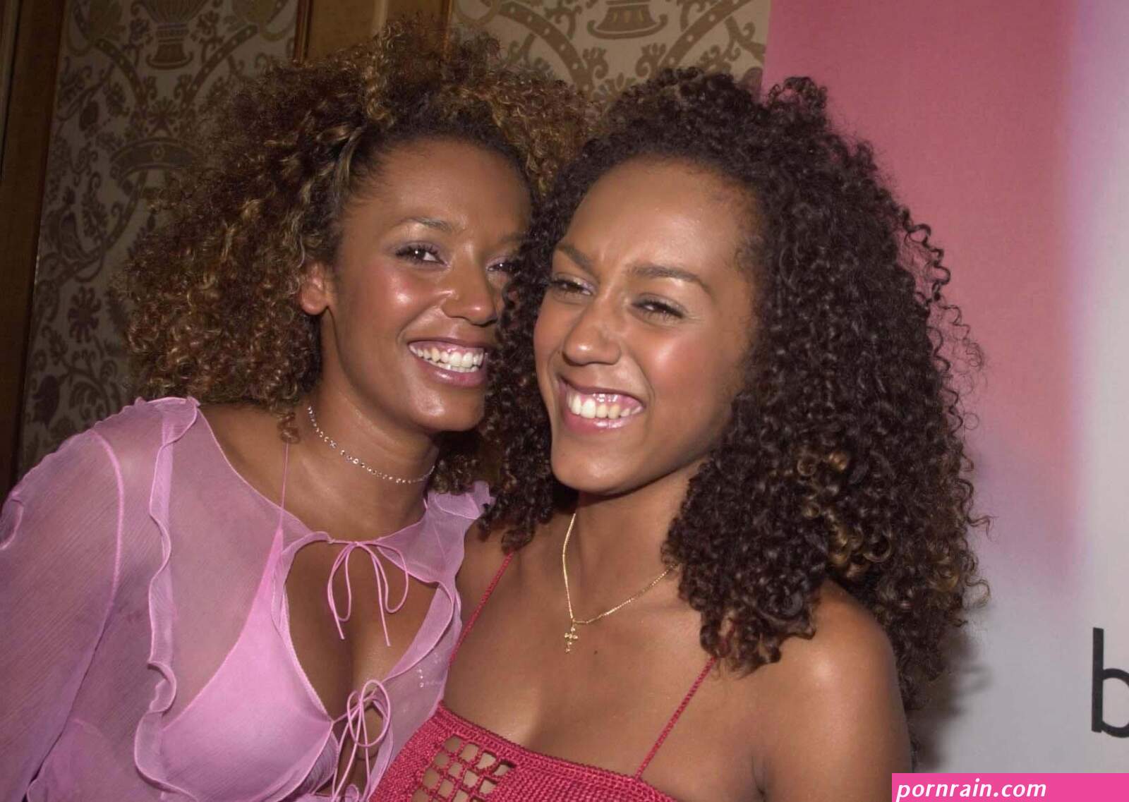 mel b christine crokos lesbian kisses