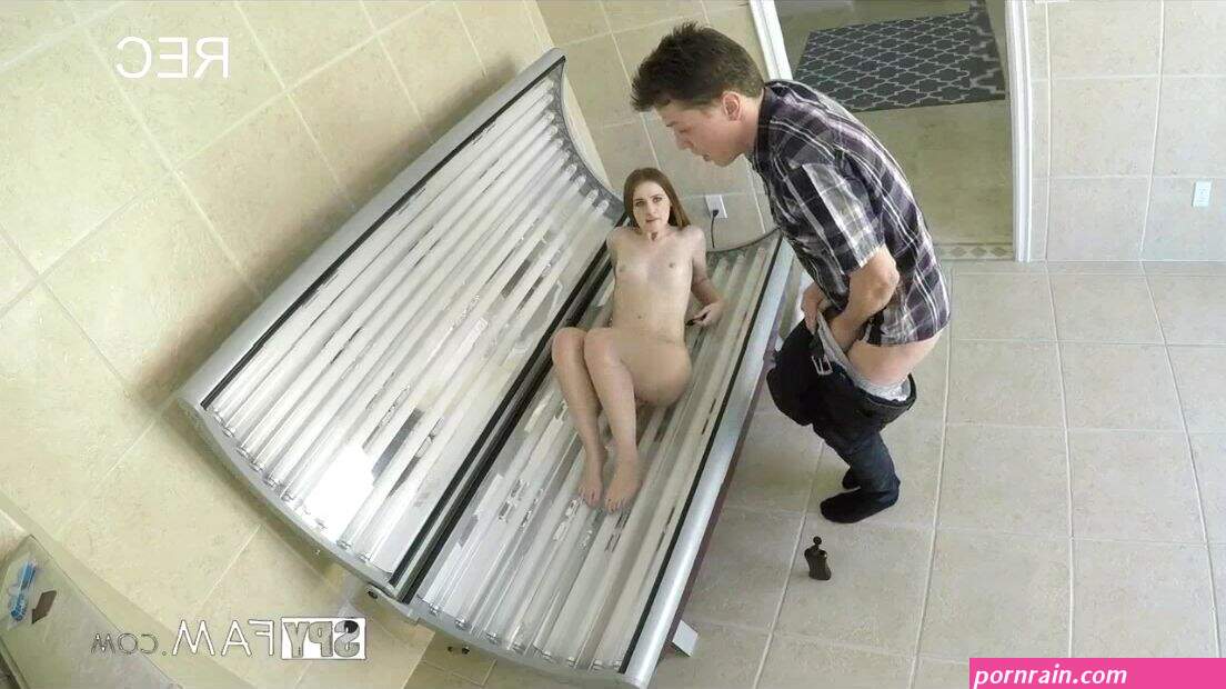 sis taking in nude.