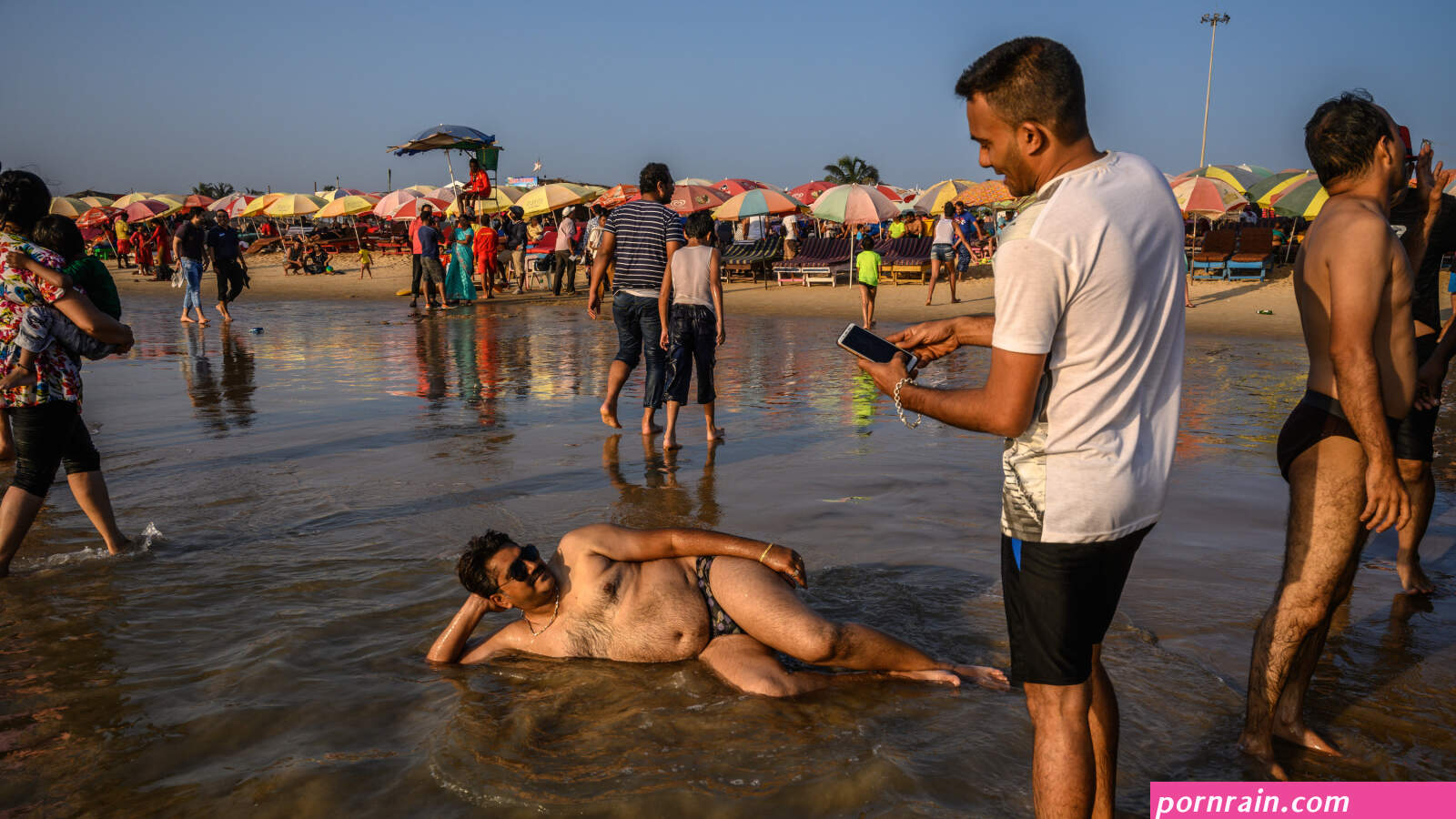 indian nude girls in day time