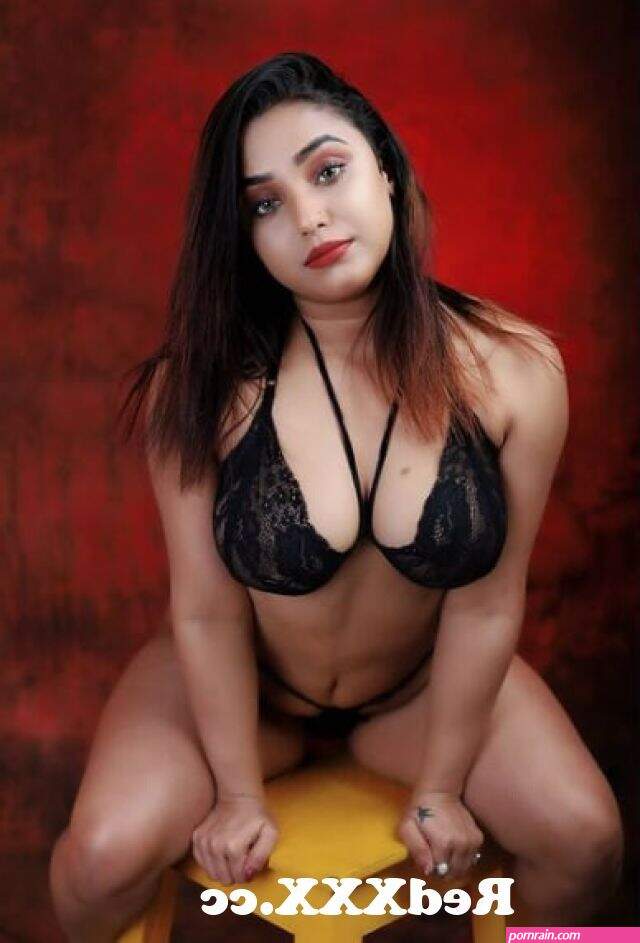 indian nude girls in day time