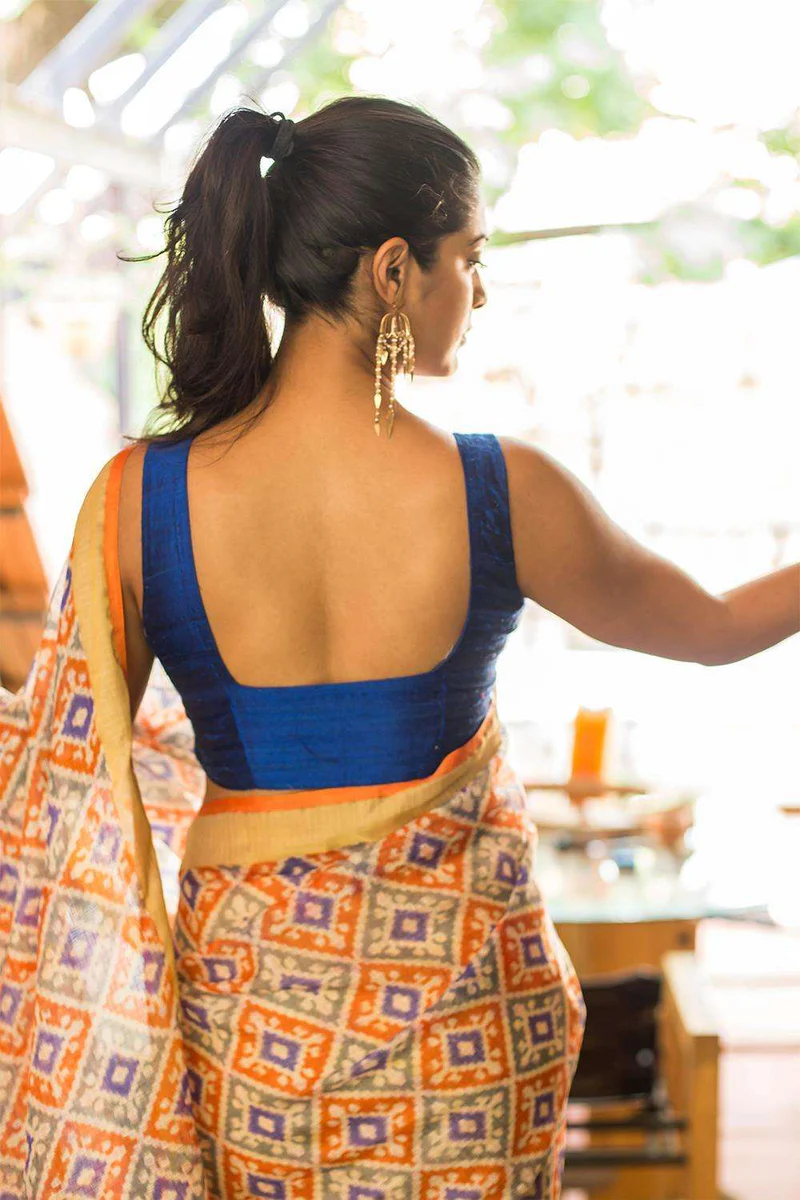 backless tamil aunties photo
