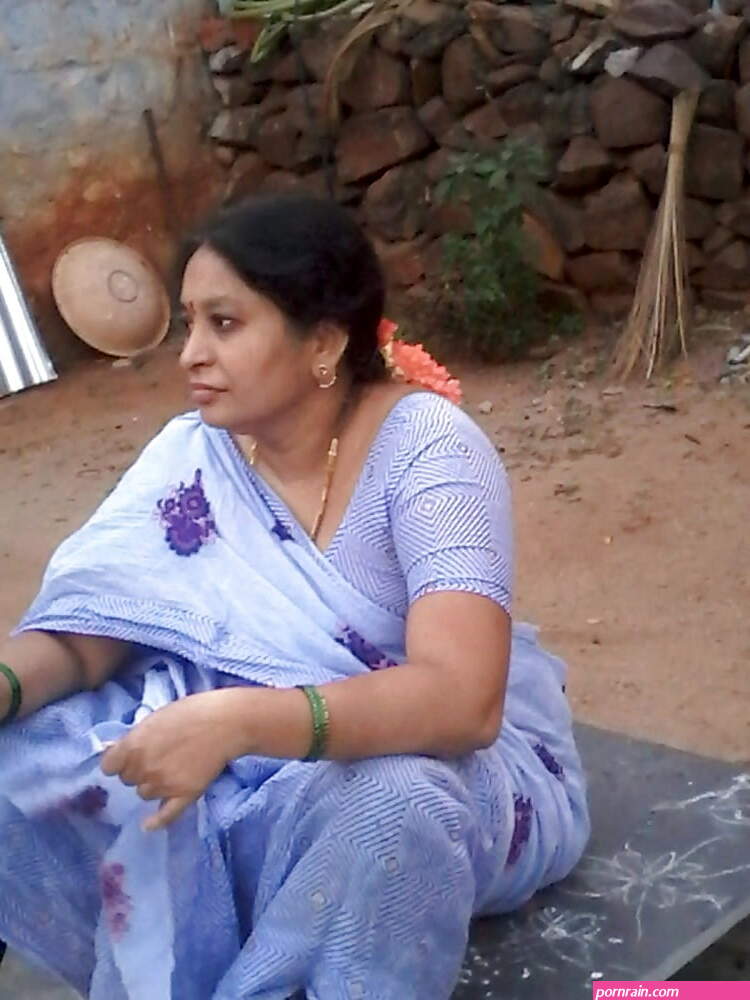 desi bigass auntys nude pics