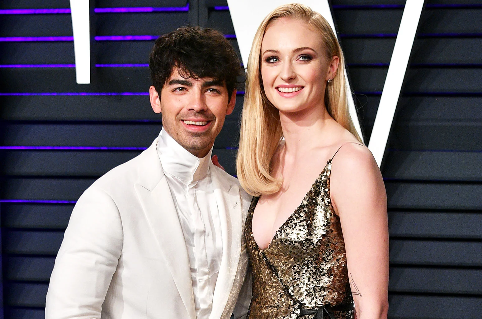 sophie turner joe jonas walk around by the hudson river in nyc