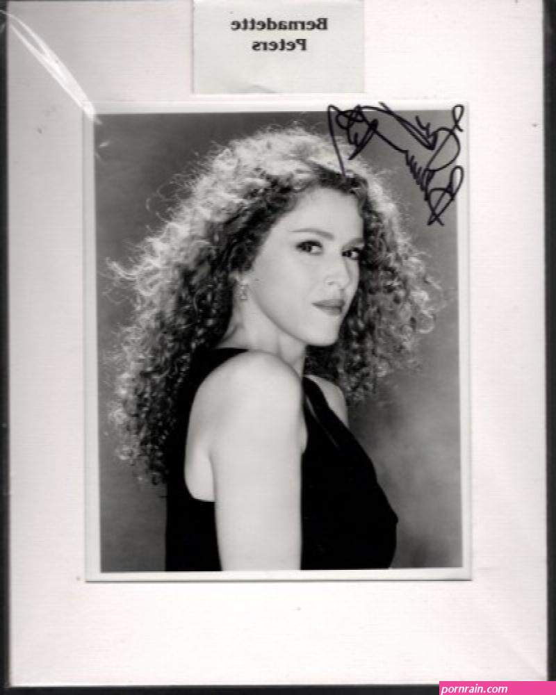 bernadette peters sexy