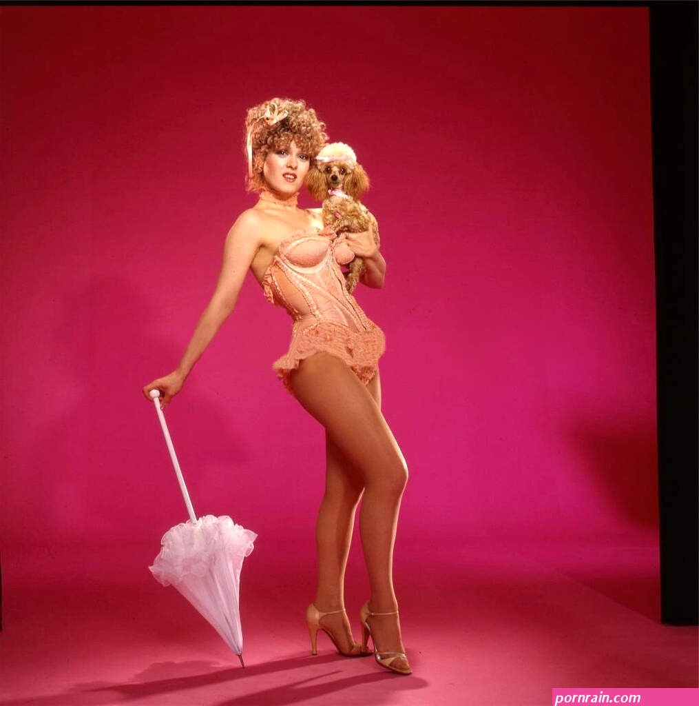 bernadette peters sexy