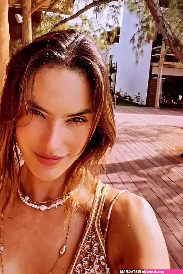 alessandra ambrosio enjoys her vacation in mexico