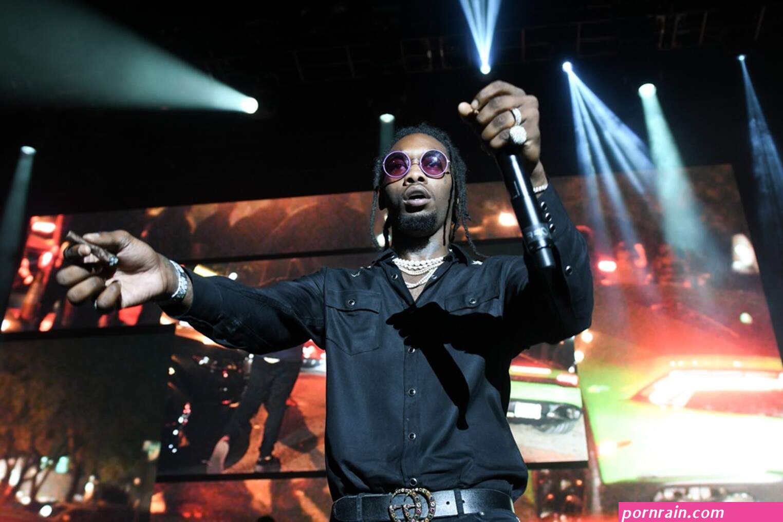 offset gets caught leaving drakes afterparty with a mystery woman