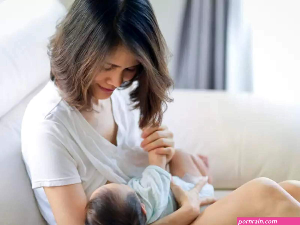 द स आ ट ह ट big boob moms