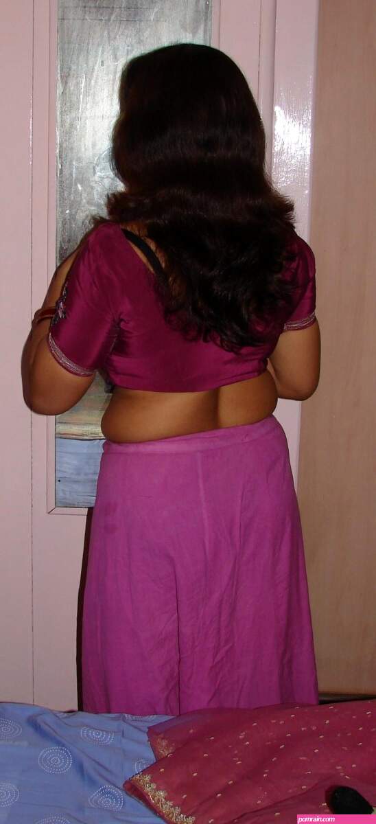big ass desi aunty salwar tight in ass